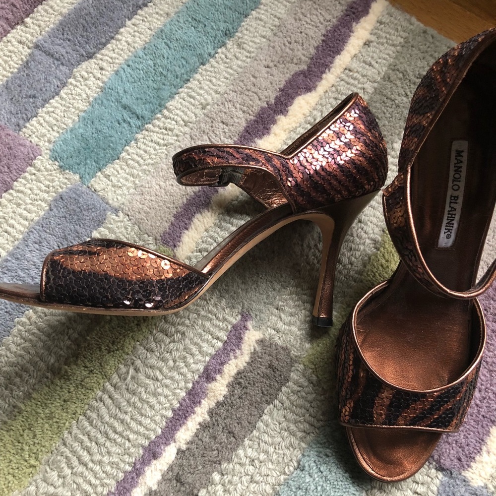 Manolo Blahnik heel
